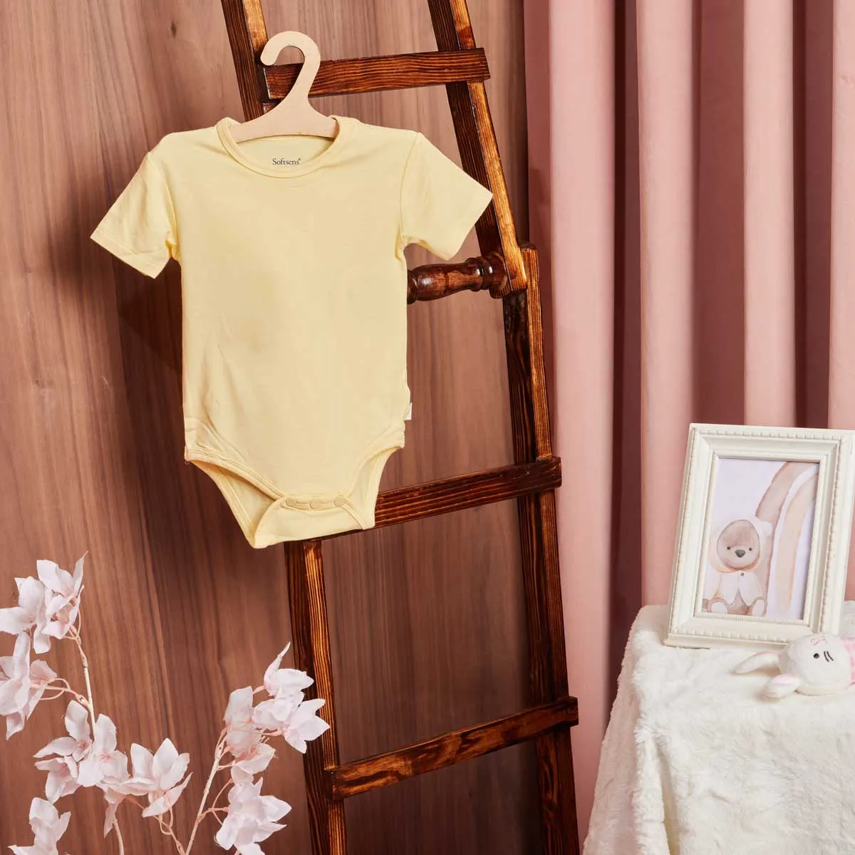6 – Pack Short Sleeve Bamboo Rompers