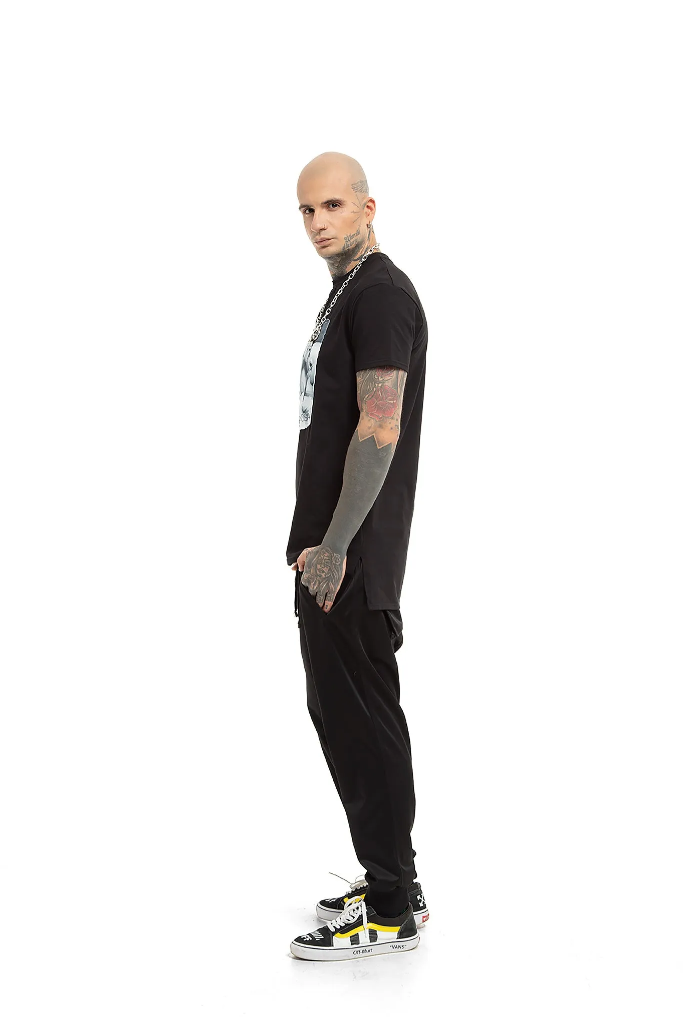 B&W Marika Rossa - regular fit T-shirt with side cuts