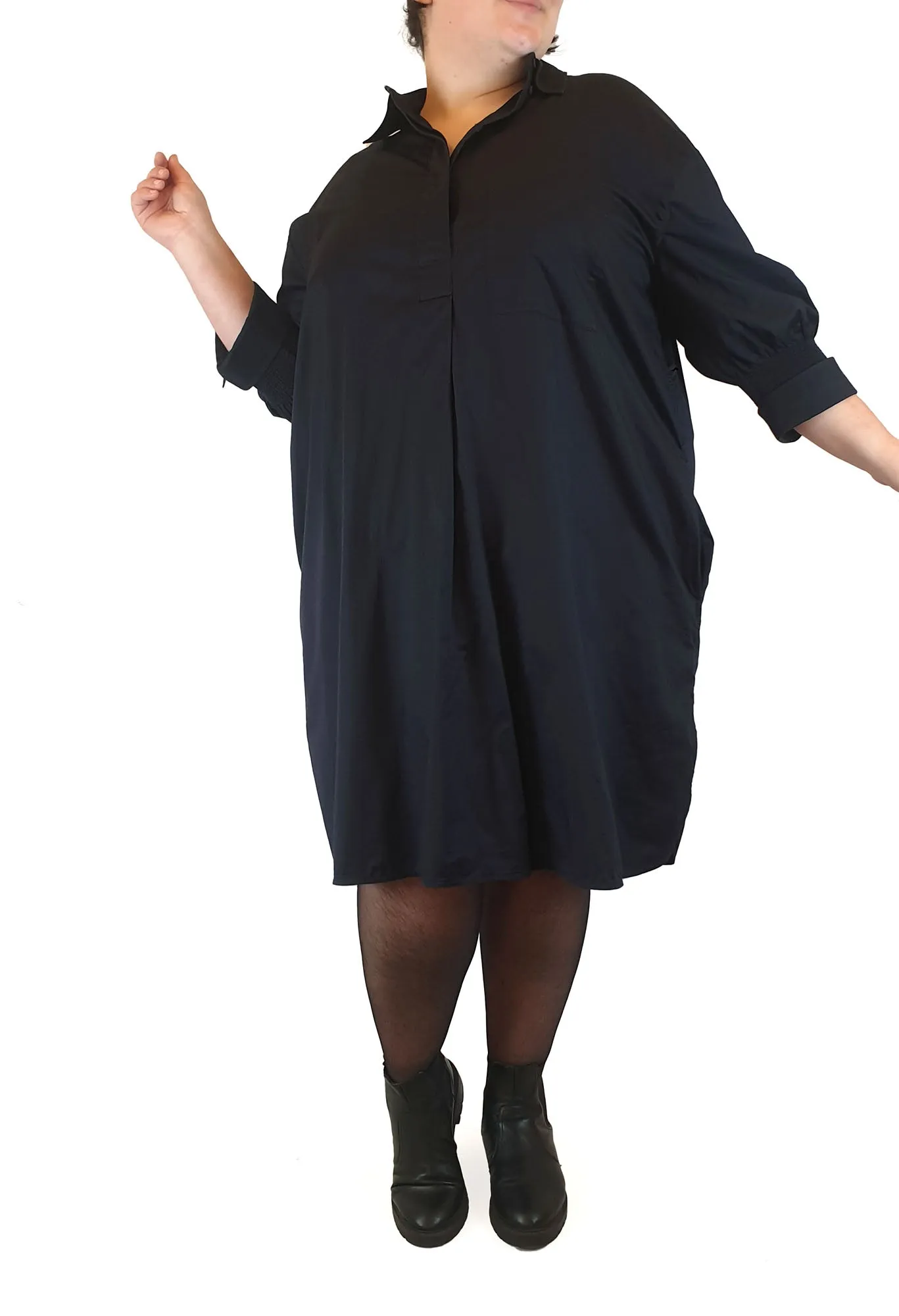Cos navy cotton half sleeve dress size 44, best fits size 20-22