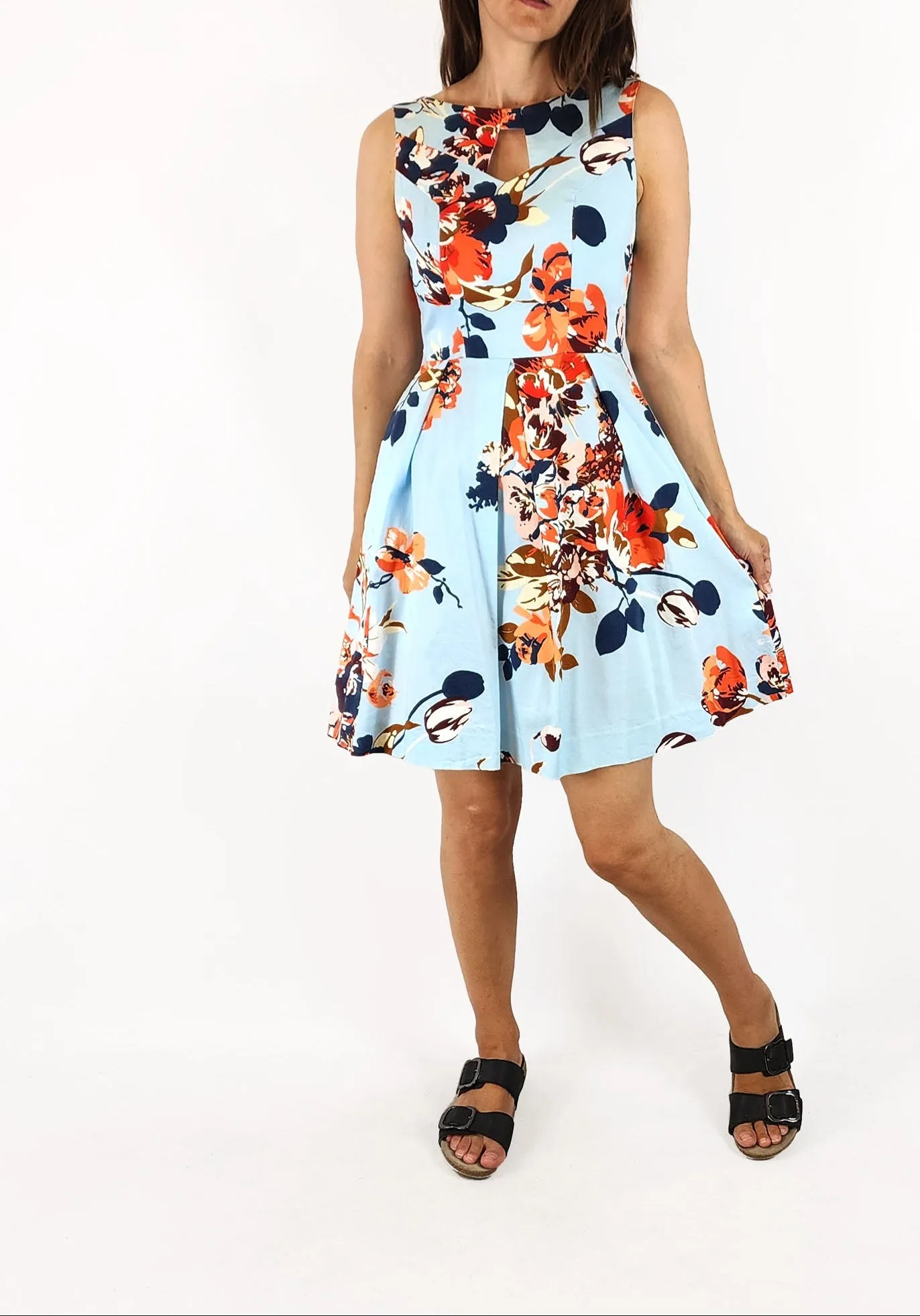 Cue blue floral dress size 8