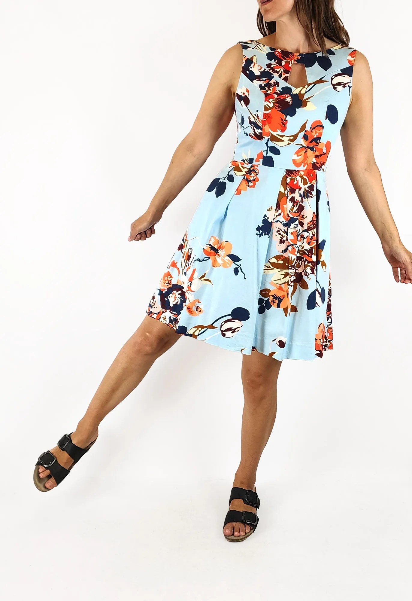Cue blue floral dress size 8