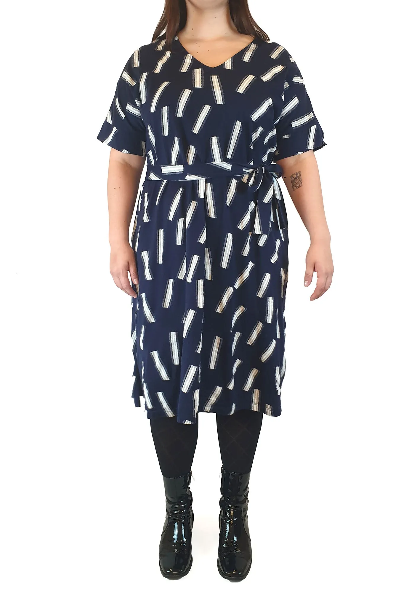 Elk navy dress with white stripe print size M/L, easily fits up to a size 16