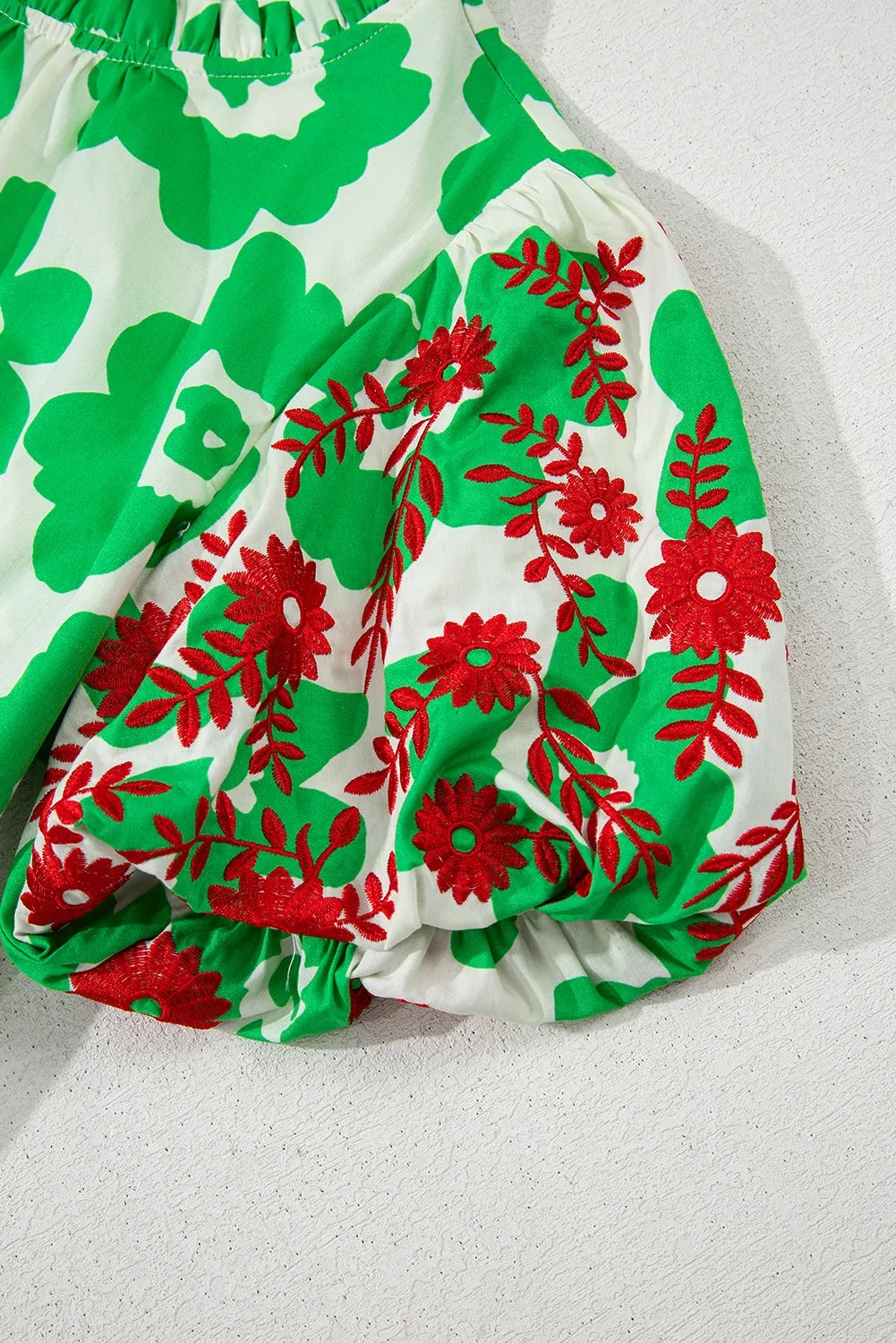 Green Contrast Embroidered Puff Short Sleeve Floral Blouse