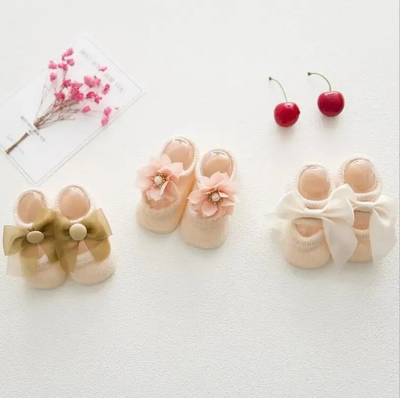 Lace Flower Newborn Baby Socks/3 Pairs