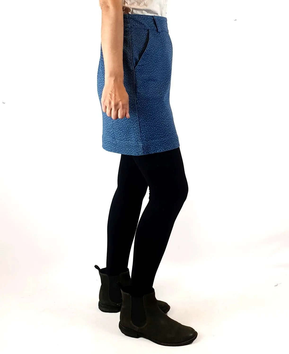 Obus denim skirt with subtle white white animal print size 1 (best fits size 8)