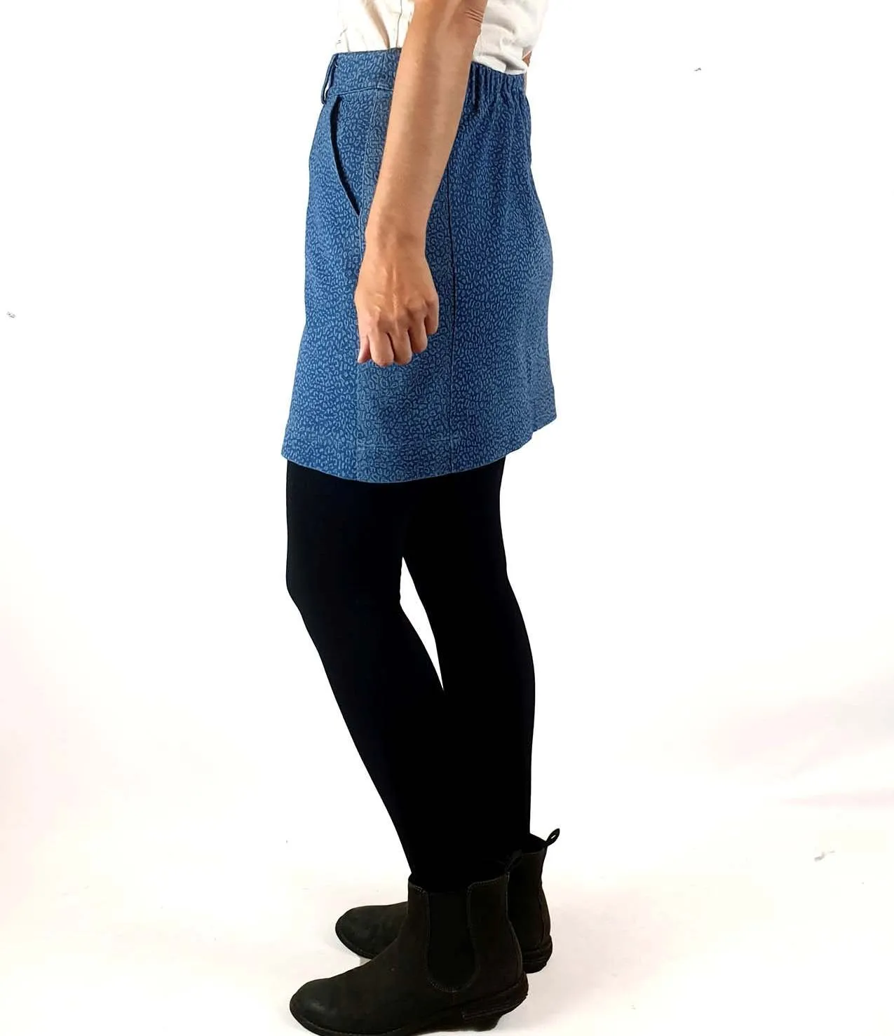 Obus denim skirt with subtle white white animal print size 1 (best fits size 8)