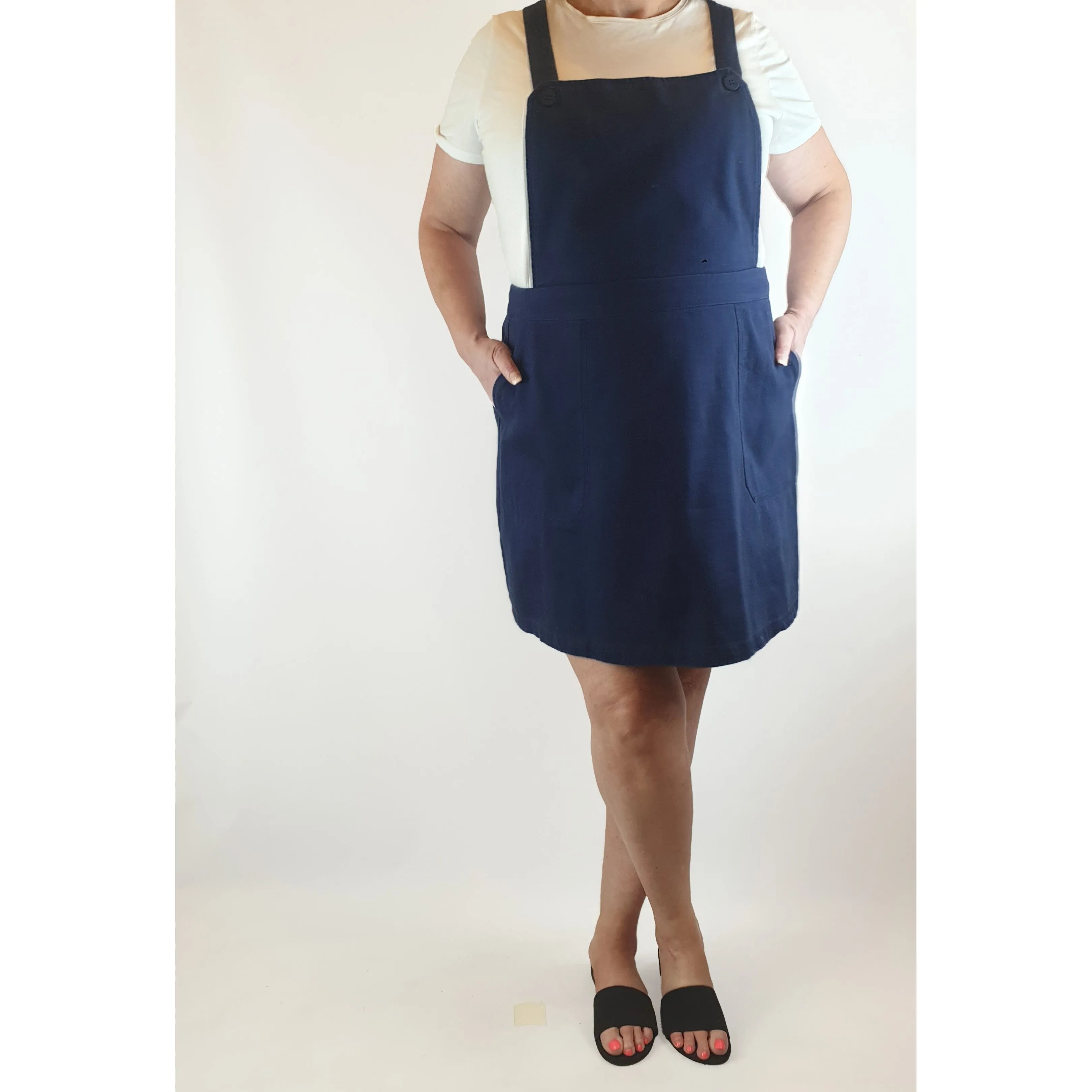 Princess Highway navy cotton pinny with adjustable length straps size 18