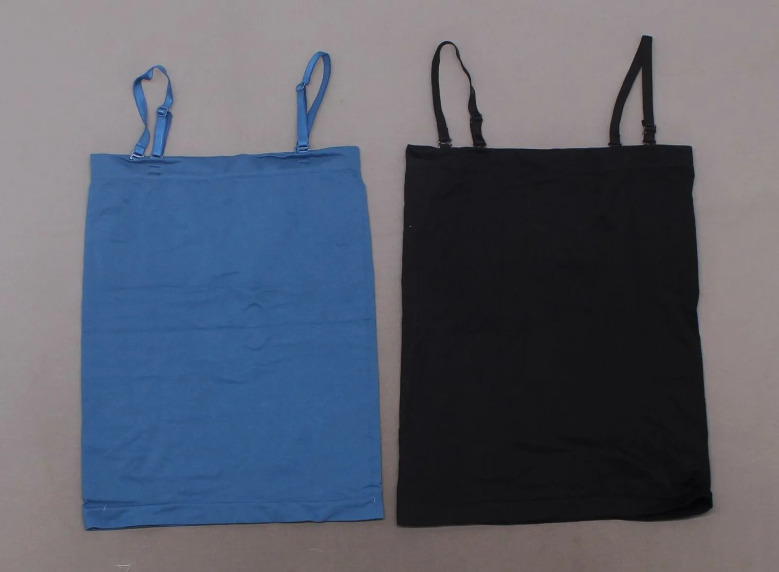 Rhonda Shear OF 2 Convertible Seamless Camisoles With Shelf Bra Black/Teal Small