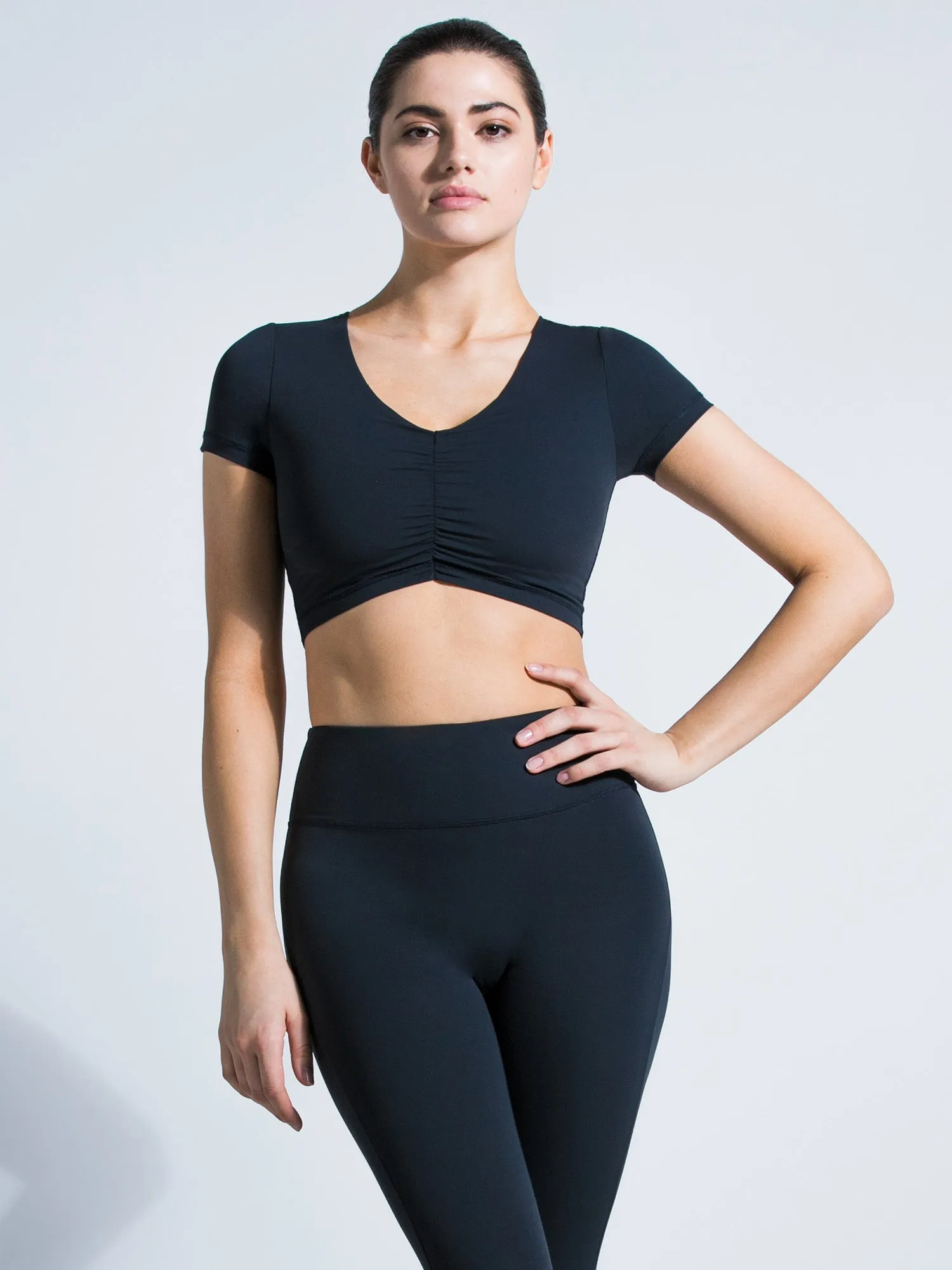 RUCHED NUDE TEE, MIDNIGHT GREY