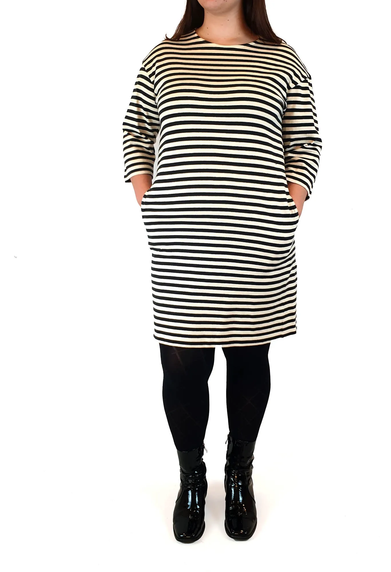 Uniqlo black and white cotton striped half sleeve dress size L