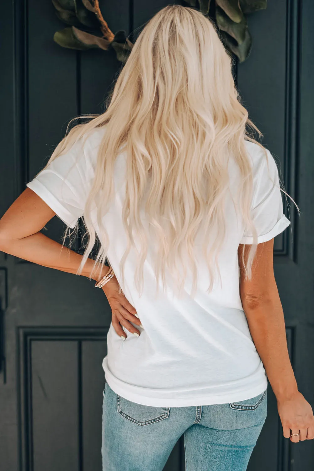 White Flowing Bow Knot Print Round Neck Casual Tee